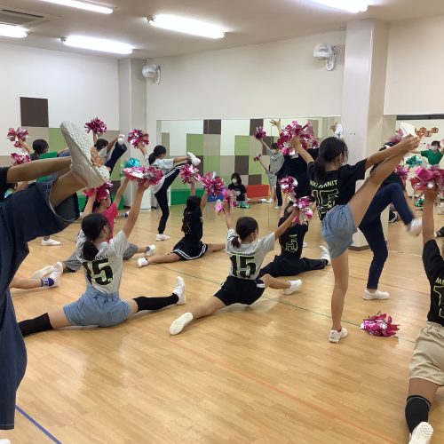 皆でレベルアップ中！！～小学4年生から小学6年生のチアダンス～