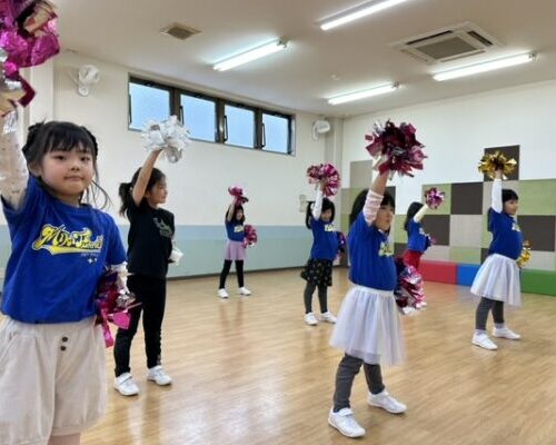 個性豊かなチアステップクラス😊